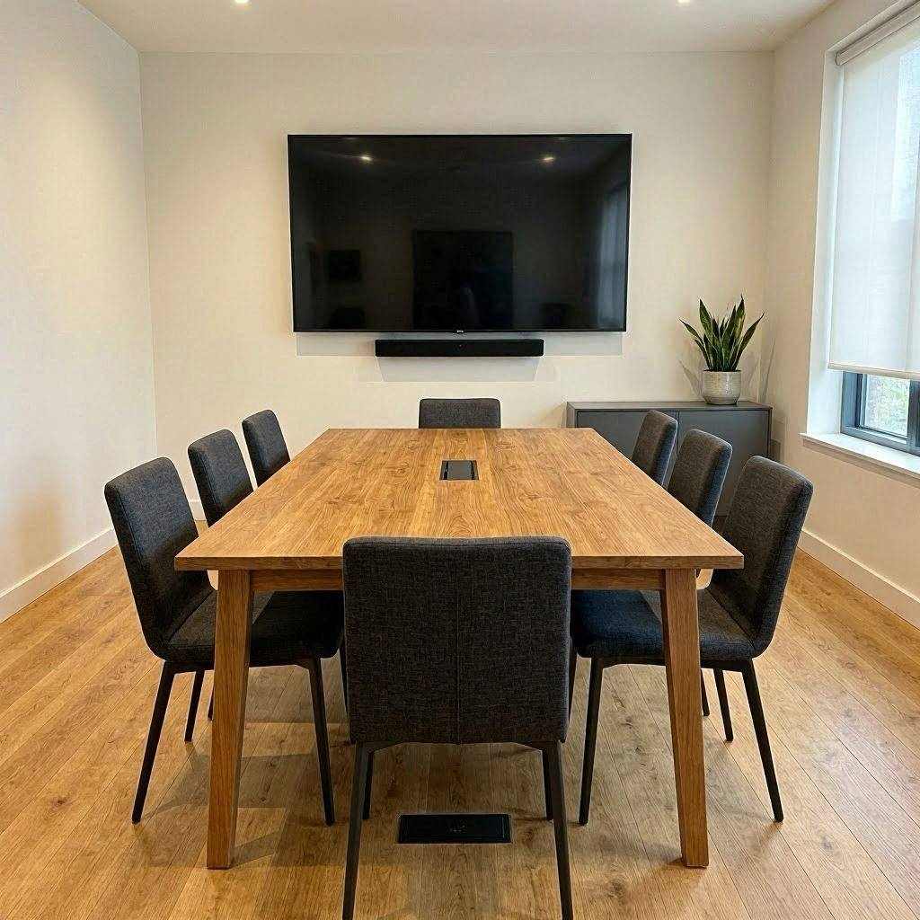 会议预约冲突为何会暴露新员工团队在写字楼办公会议室利用率上的流程缺口